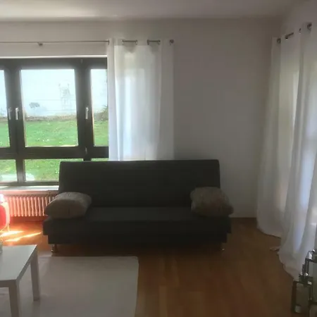 Gartenwohnung 아파트